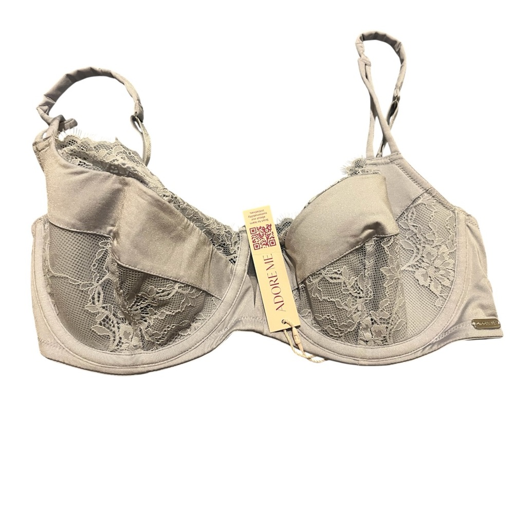 Adore me beautiful NWT bras with lace and soft cups. Size 36 D